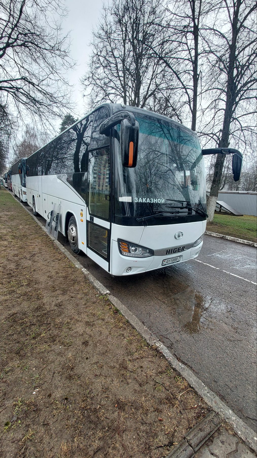 3 Белый автобус ждёт курсантов