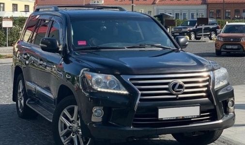 Lexus LX570